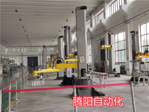 立柱機器人碼垛機